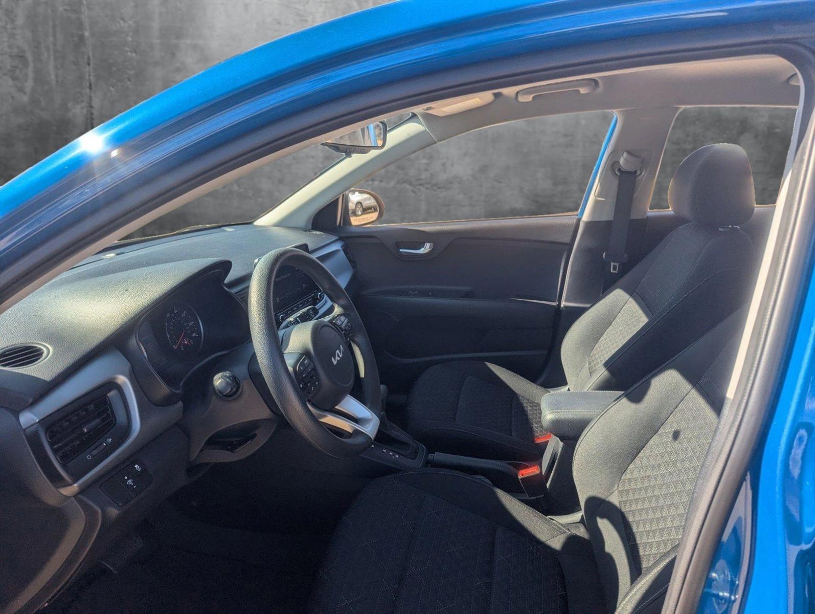 2022 Kia Rio 5-Door Vehicle Photo in CORPUS CHRISTI, TX 78412-4902