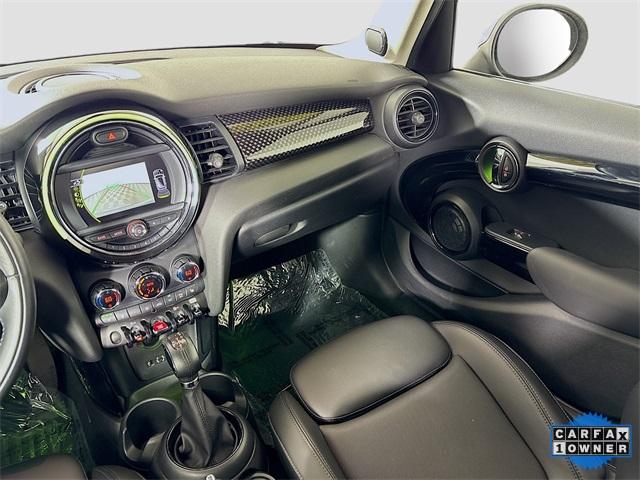 2018 MINI Cooper S Hardtop 4 Door Vehicle Photo in Puyallup, WA 98371