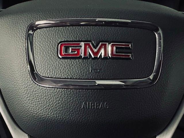 2022 GMC Acadia Vehicle Photo in MEDINA, OH 44256-9631