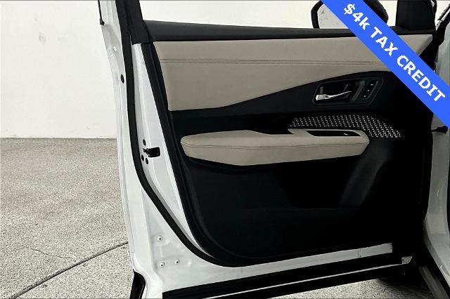 2023 Nissan ARIYA Vehicle Photo in Grapevine, TX 76051