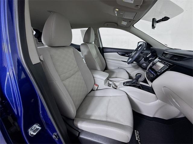 2017 Nissan Rogue Sport Vehicle Photo in Everett, WA 98204