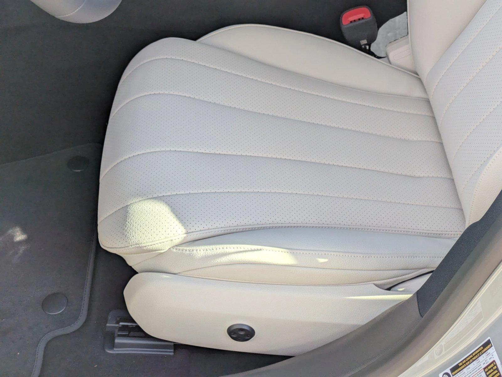 2025 Mercedes-Benz E-Class Vehicle Photo in Sarasota, FL 34231