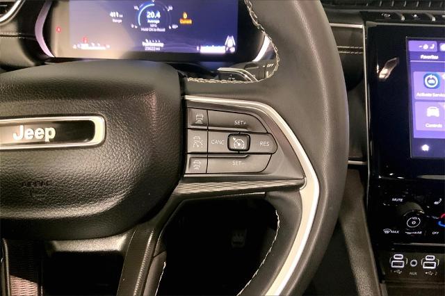 2024 Jeep Grand Cherokee Vehicle Photo in Kansas City, MO 64114