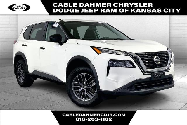 2021 Nissan Rogue Vehicle Photo in Kansas City, MO 64114