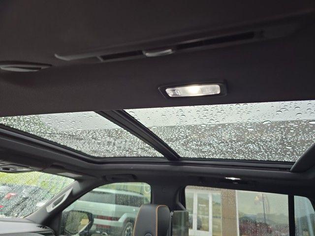 2022 GMC Yukon Vehicle Photo in Pleasant Hills, PA 15236
