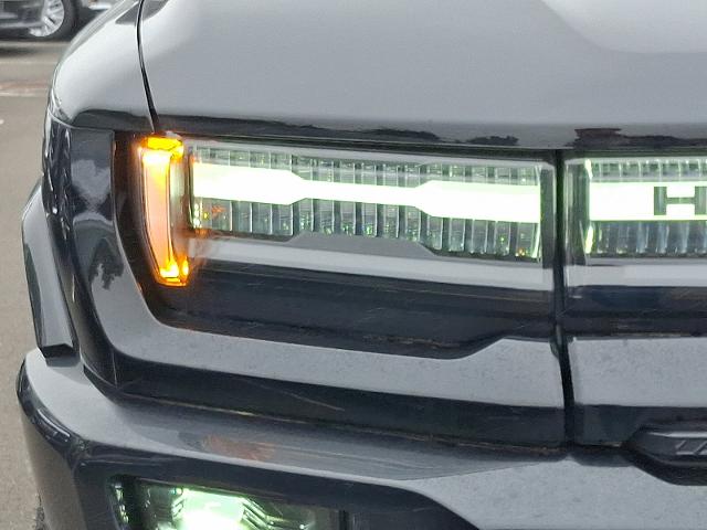 2025 GMC HUMMER EV Pickup Vehicle Photo in TREVOSE, PA 19053-4984