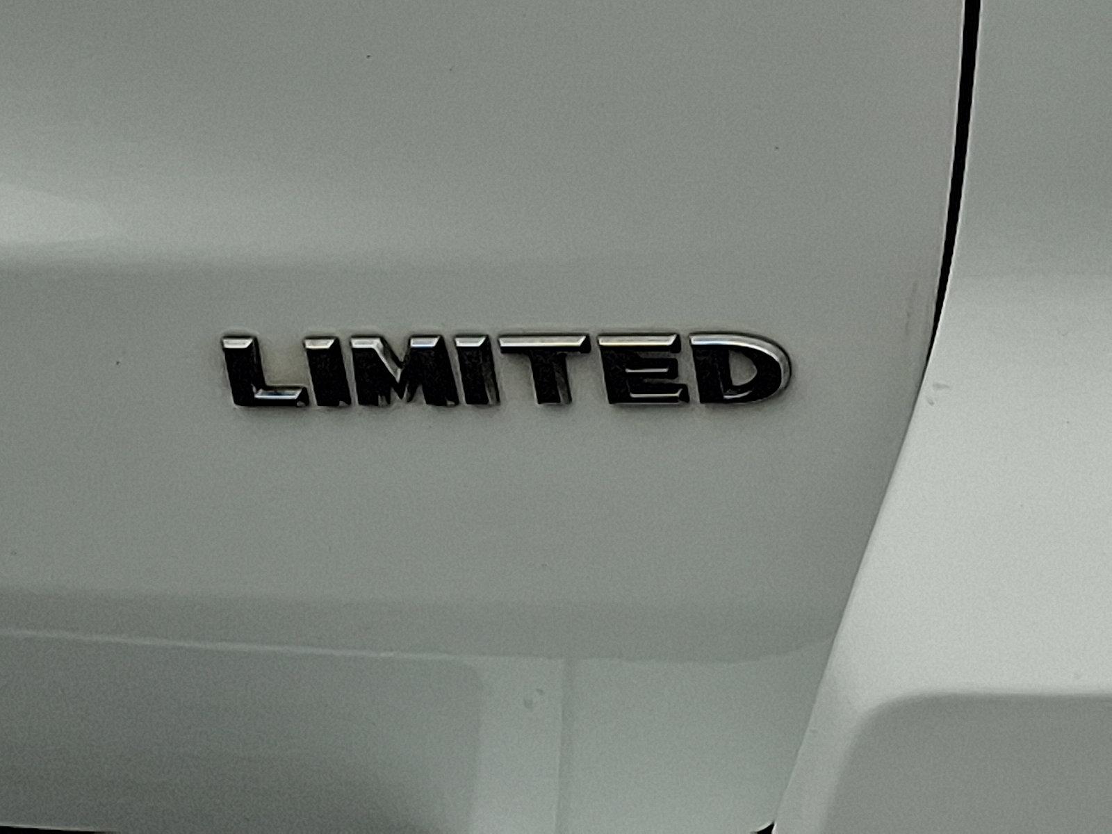 2015 Jeep Grand Cherokee Vehicle Photo in Harrisburg, PA 17111