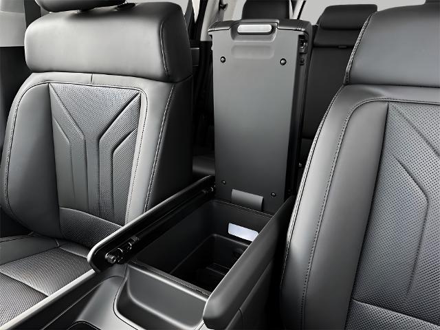 2025 Hyundai SANTA FE Hybrid Vehicle Photo in Green Bay, WI 54304