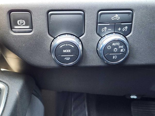 2023 GMC Sierra 1500 Vehicle Photo in DENTON, TX 76210-9321