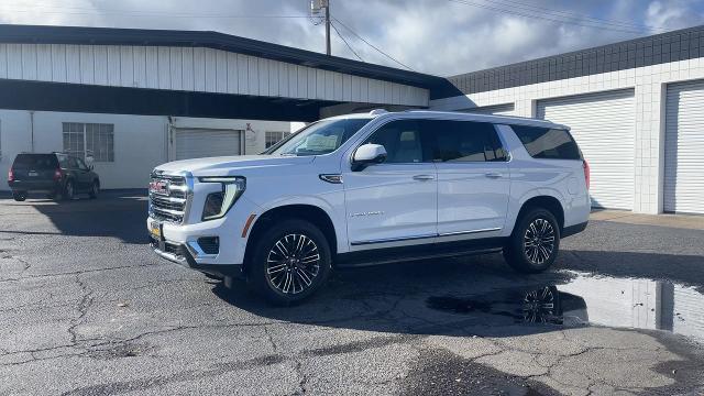 2025 GMC Yukon XL Vehicle Photo in TURLOCK, CA 95380-4918