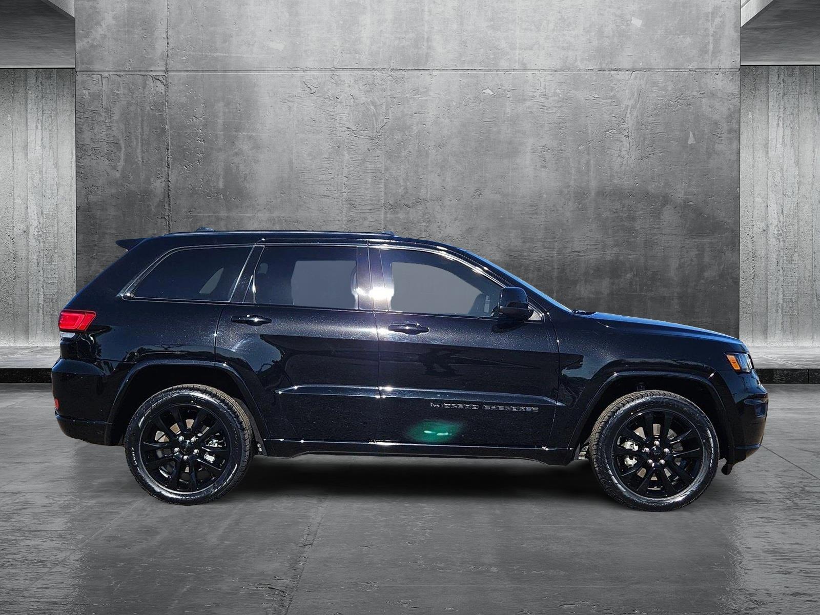 2022 Jeep Grand Cherokee WK Vehicle Photo in PEORIA, AZ 85382-3715