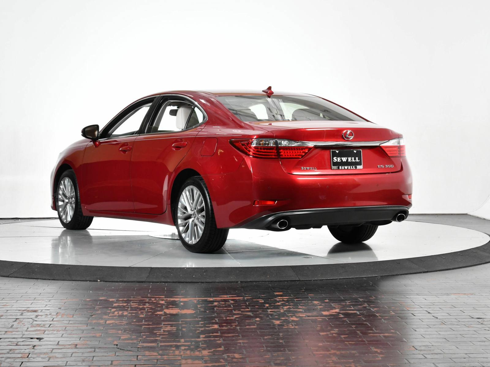 2014 Lexus ES 350 Vehicle Photo in DALLAS, TX 75235