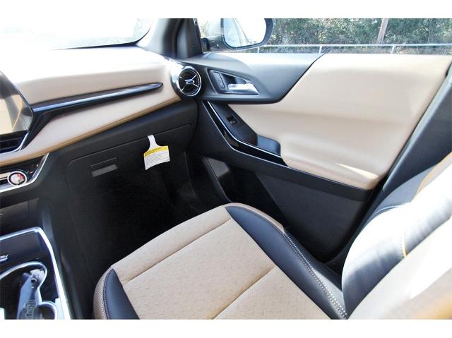 2025 Chevrolet Equinox Vehicle Photo in ROSENBERG, TX 77471-5675