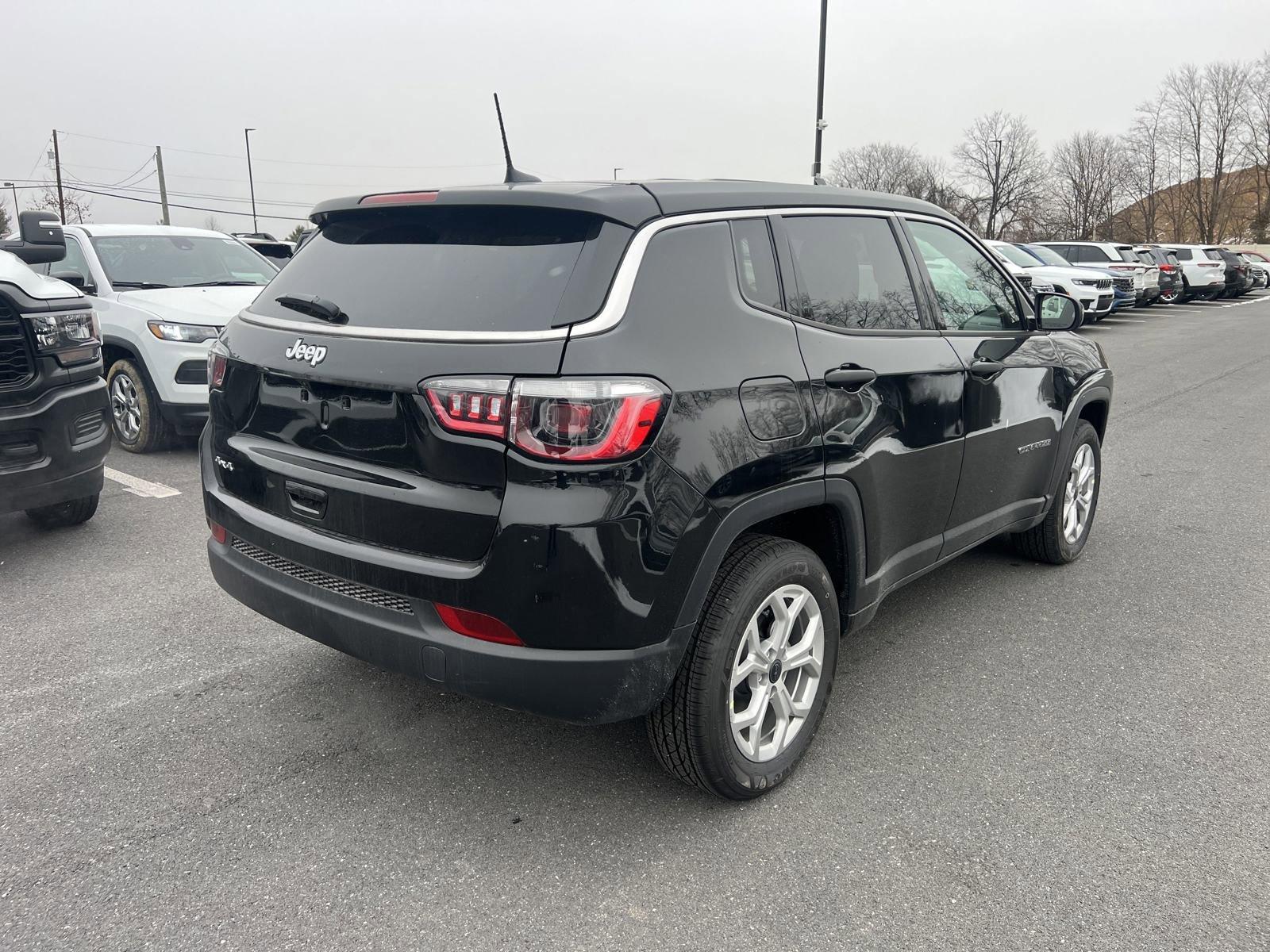 2025 Jeep Compass Vehicle Photo in Mechanicsburg, PA 17050-1707
