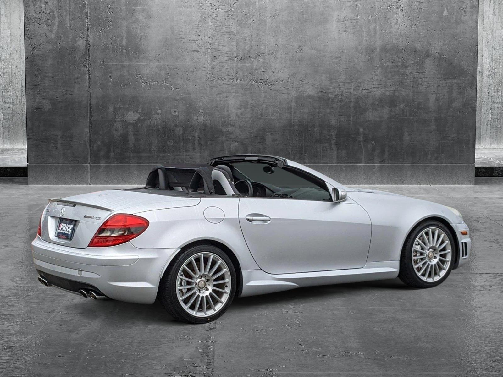 2005 Mercedes-Benz SLK-Class Vehicle Photo in Orlando, FL 32811