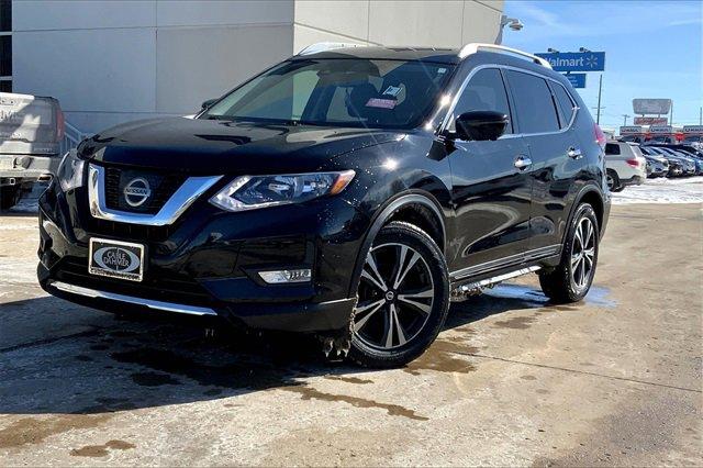 2017 Nissan Rogue Vehicle Photo in TOPEKA, KS 66609-0000