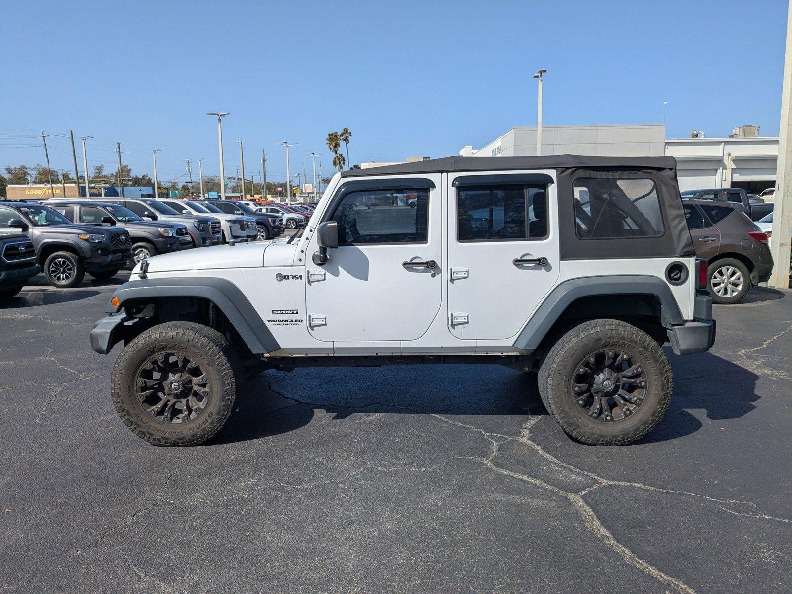 2017 Jeep Wrangler Unlimited Vehicle Photo in Panama City, FL 32401