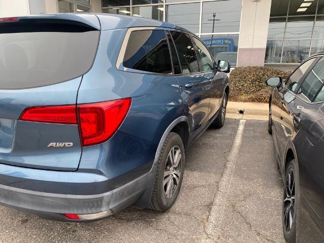 2017 Honda Pilot Vehicle Photo in Tulsa, OK 74145