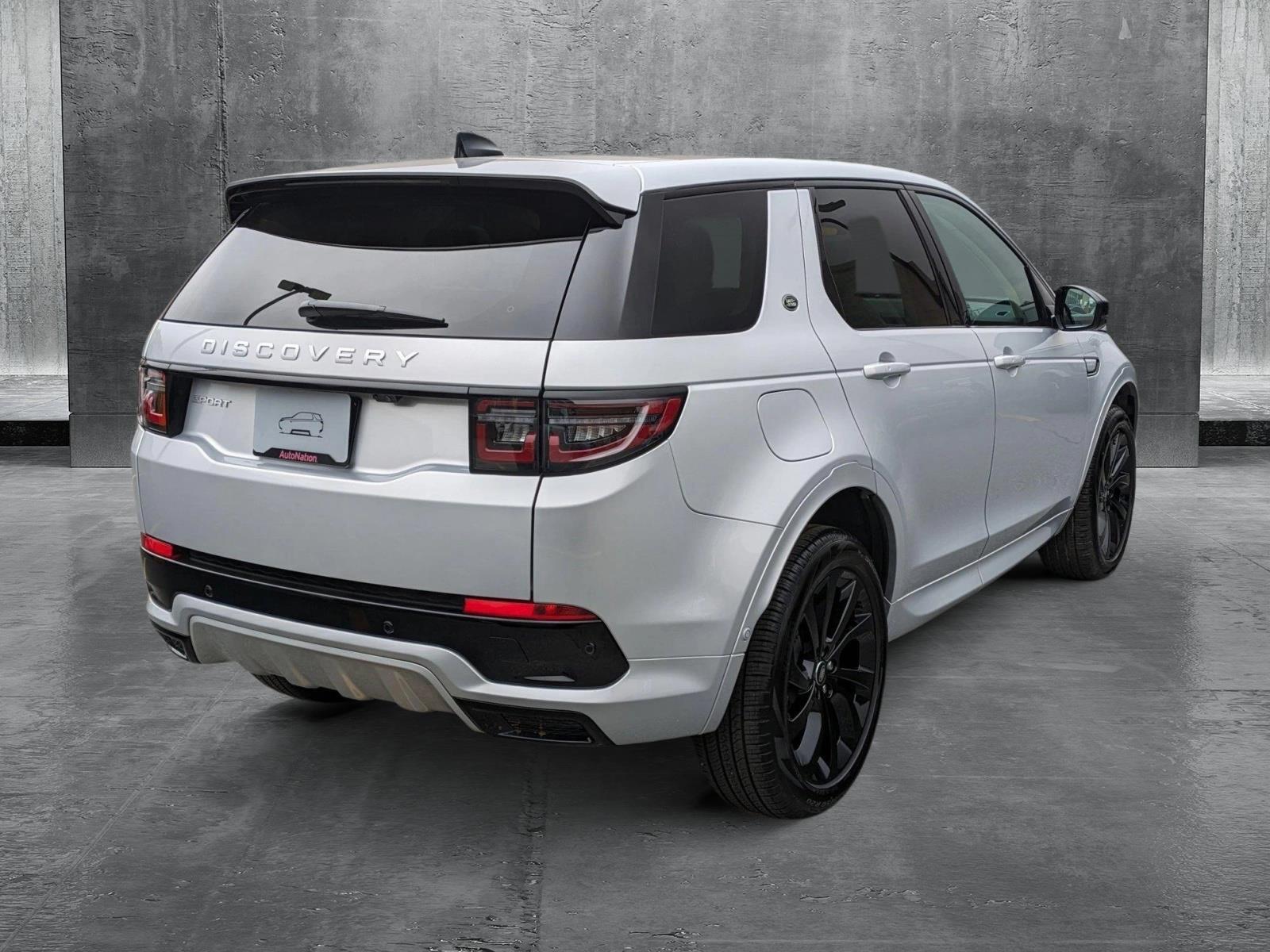 2025 Land Rover Discovery Sport Vehicle Photo in Bethesda, MD 20852