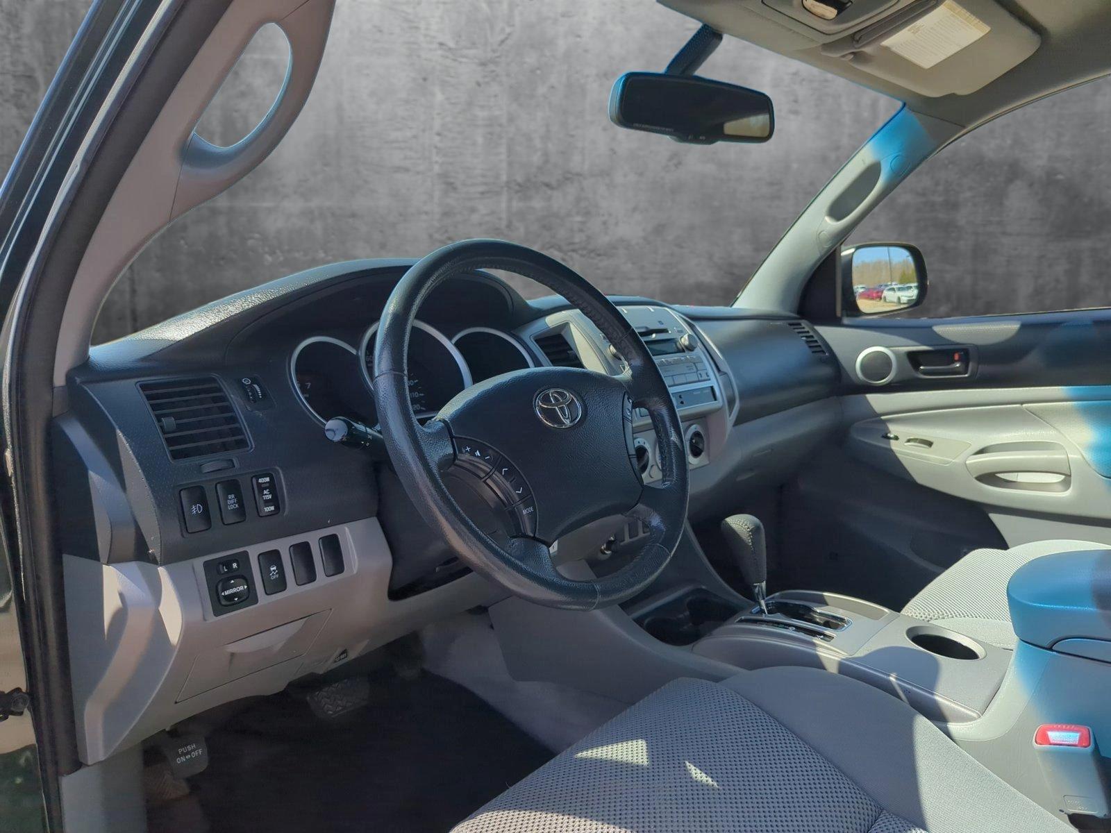 2011 Toyota Tacoma Vehicle Photo in Memphis, TN 38125