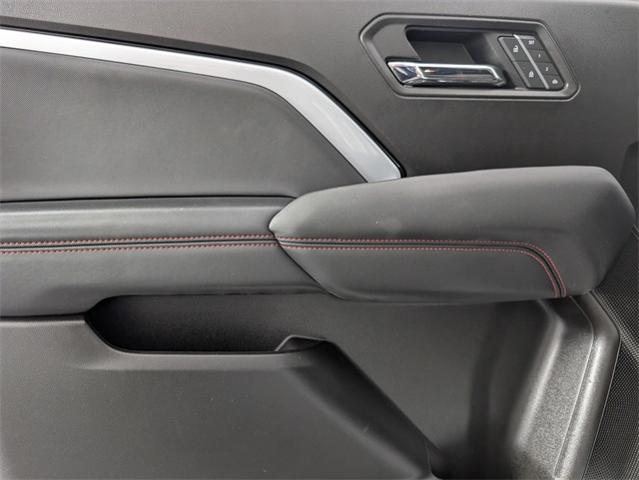 2023 Chevrolet Colorado Vehicle Photo in ENGLEWOOD, CO 80113-6708