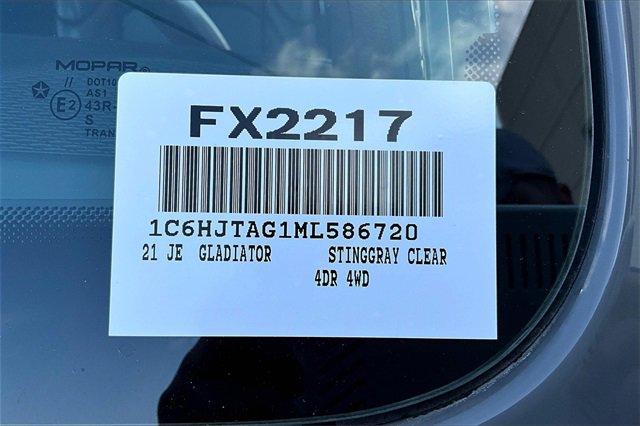 2021 Jeep Gladiator Vehicle Photo in TOPEKA, KS 66609-0000