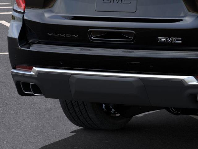 2025 GMC Yukon XL Vehicle Photo in TOPEKA, KS 66609-0000