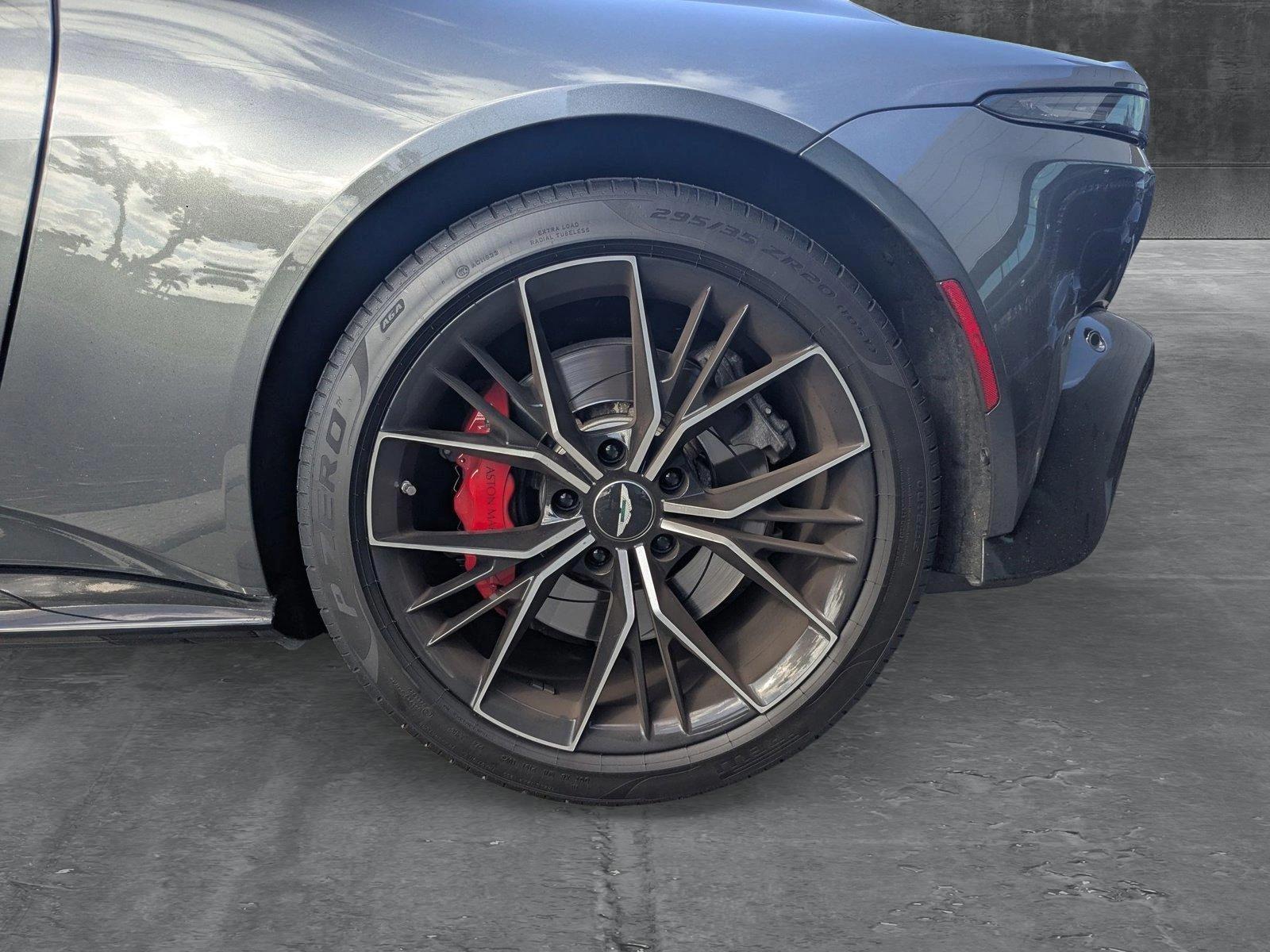 2021 Aston Martin Vantage Vehicle Photo in Pompano Beach, FL 33064