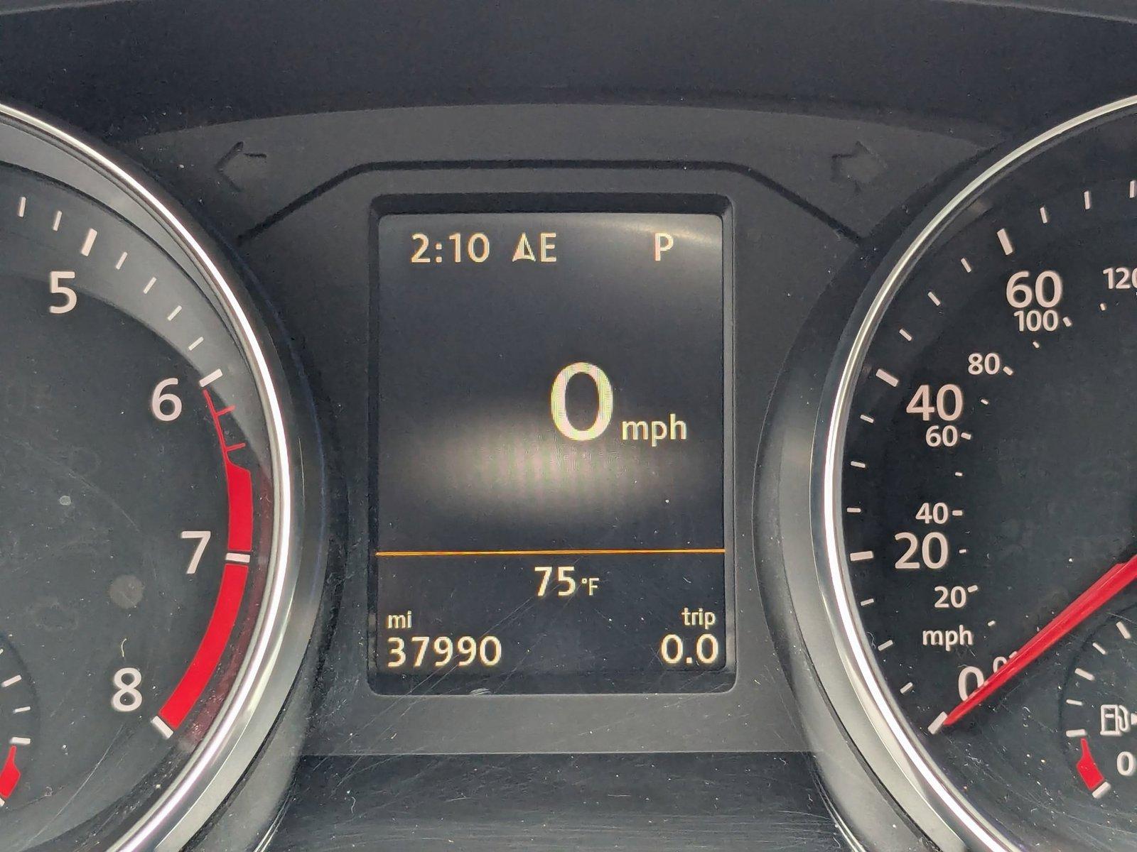 2018 Volkswagen Passat Vehicle Photo in St. Petersburg, FL 33713