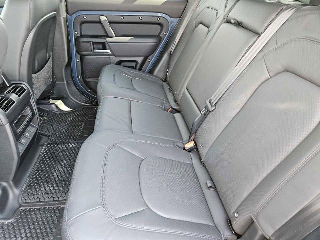 2025 Defender Vehicle Photo in AUSTIN, TX 78717
