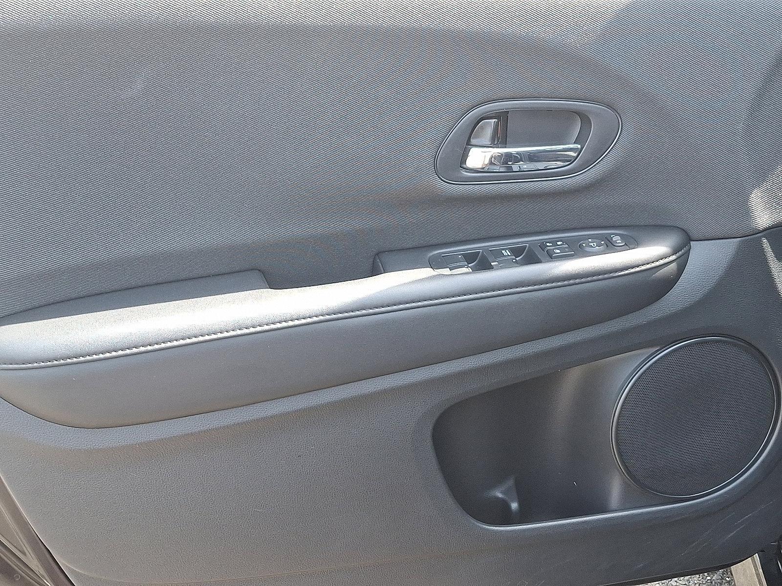 2021 Honda HR-V Vehicle Photo in Trevose, PA 19053