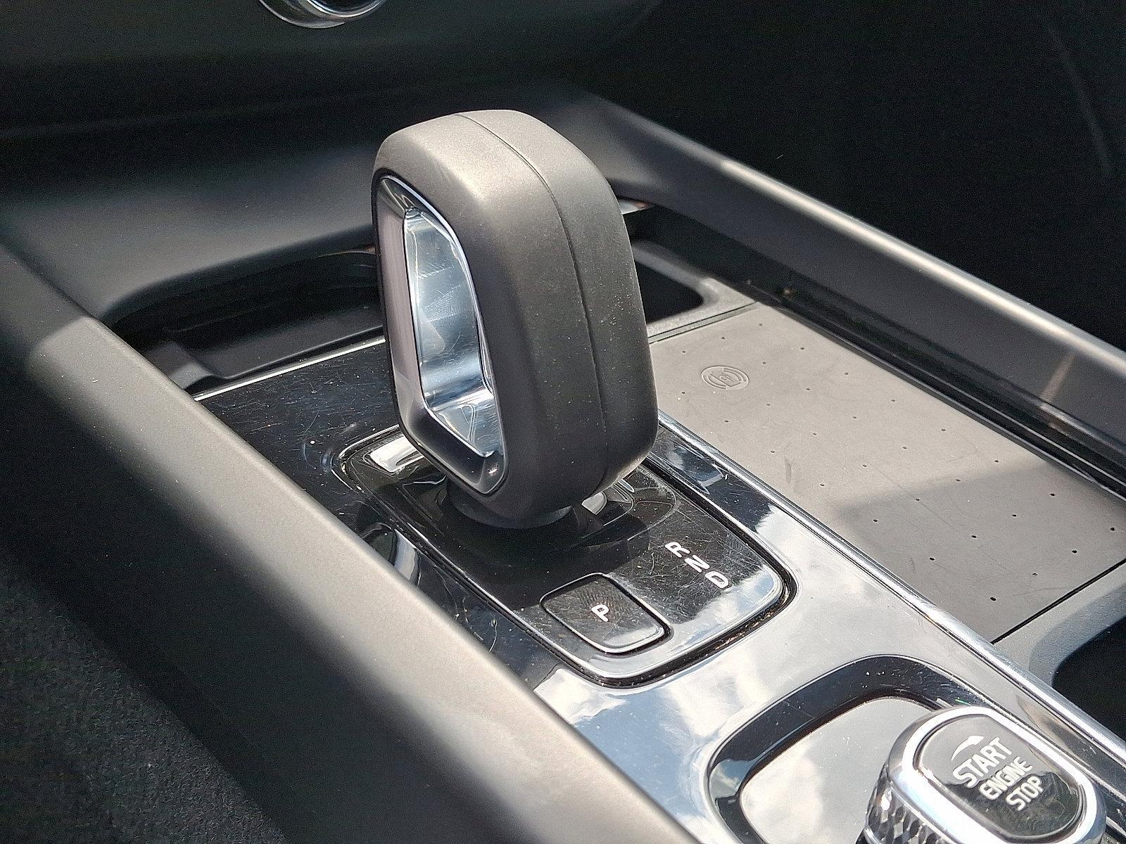 2022 Volvo XC60 Vehicle Photo in Trevose, PA 19053
