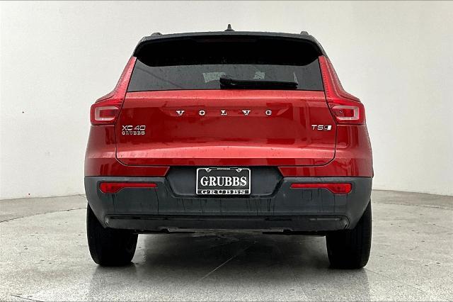 2021 Volvo XC40 Vehicle Photo in Grapevine, TX 76051