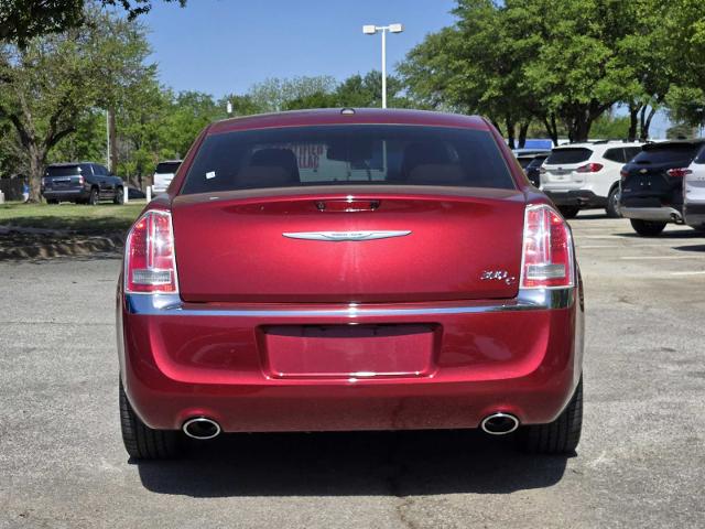 2014 Chrysler 300 Vehicle Photo in DENTON, TX 76210-9321