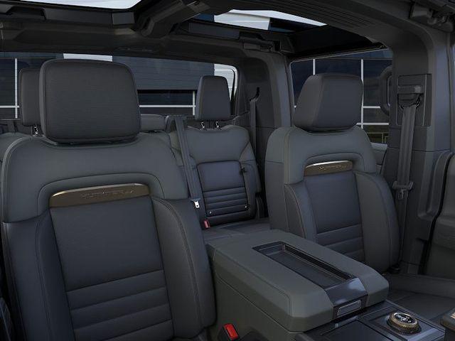 2025 GMC HUMMER EV Pickup Vehicle Photo in WATERTOWN, CT 06795-3318