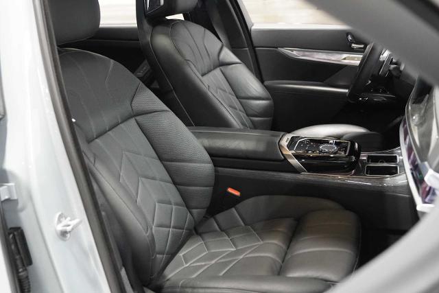 2023 BMW 760i xDrive Vehicle Photo in GRAPEVINE, TX 76051