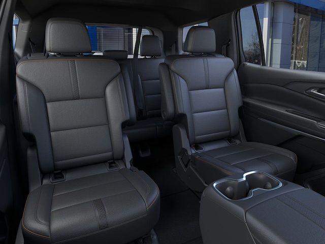 2025 Chevrolet Traverse Vehicle Photo in DANBURY, CT 06810-5034