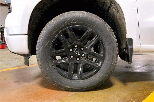2025 Chevrolet Silverado 1500 Vehicle Photo in KANSAS CITY, MO 64114-4502