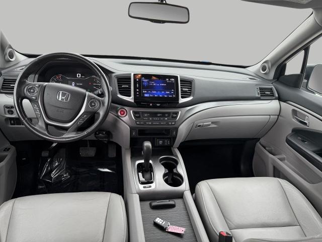 2018 Honda Pilot Vehicle Photo in Oshkosh, WI 54904
