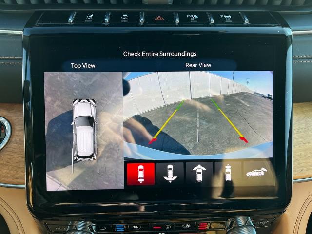 2021 Jeep Grand Cherokee L Vehicle Photo in GREEN BAY, WI 54304-5303