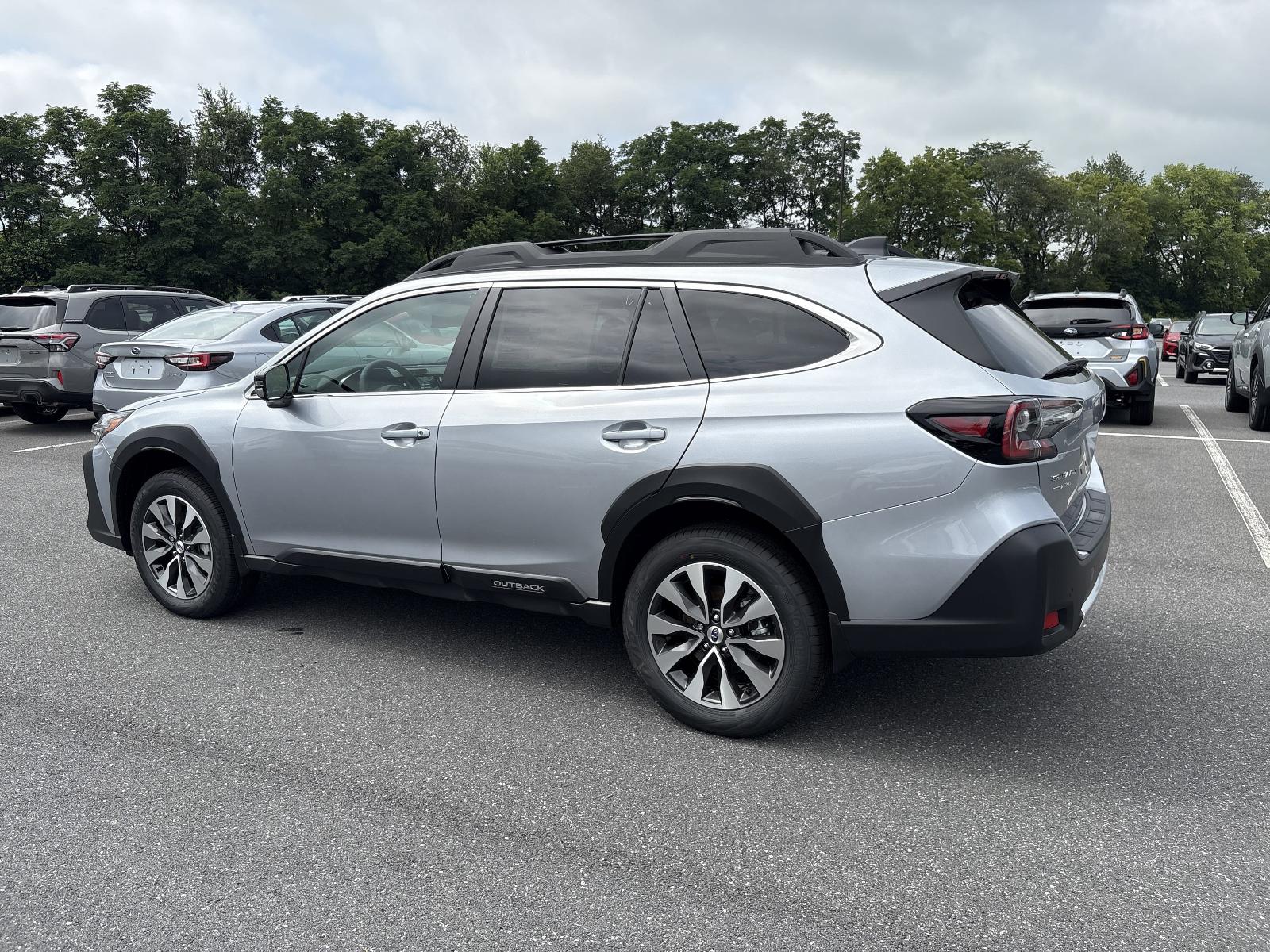 2025 Subaru Outback Vehicle Photo in Mechanicsburg, PA 17050
