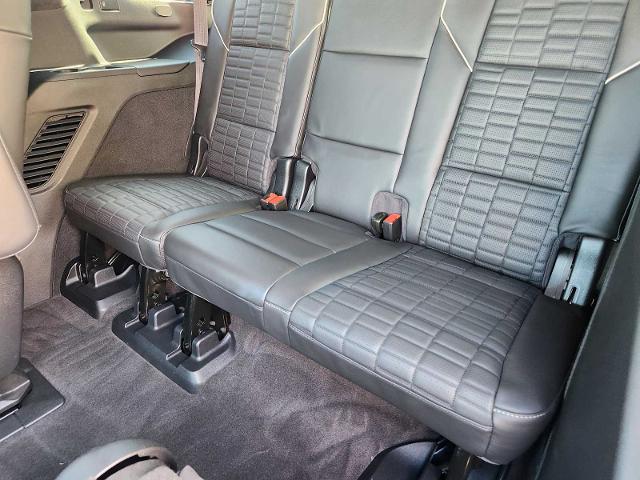 2022 Cadillac Escalade Vehicle Photo in DENTON, TX 76210-9321