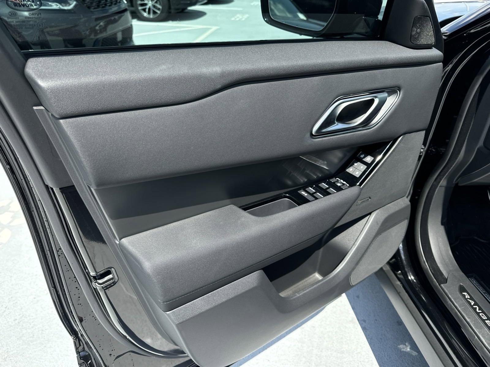 2025 Range Rover Velar Vehicle Photo in AUSTIN, TX 78717