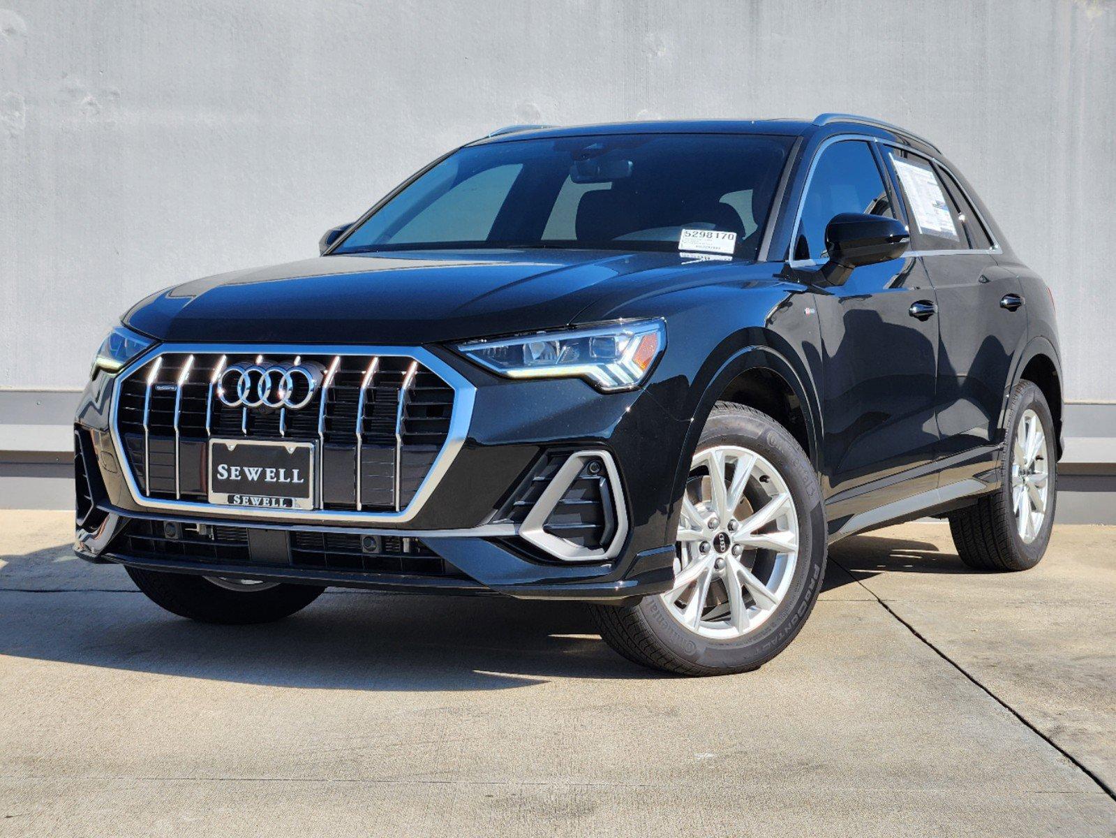 2024 Audi Q3 Vehicle Photo in SUGAR LAND, TX 77478