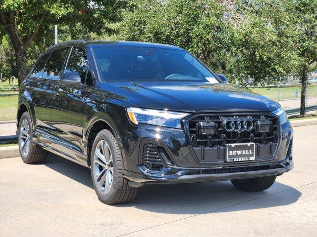 2025 Audi Q7 Vehicle Photo in HOUSTON, TX 77090