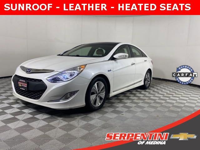 2015 Hyundai Sonata Hybrid Vehicle Photo in MEDINA, OH 44256-9001