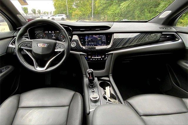 2023 Cadillac XT6 Vehicle Photo in KANSAS CITY, MO 64114-4502