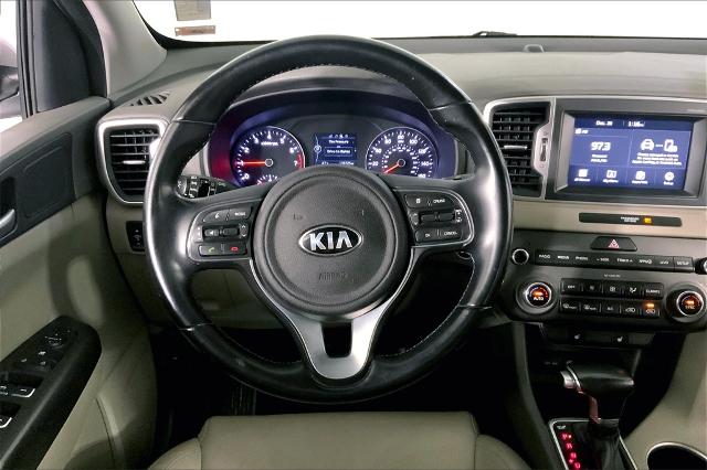 2017 Kia Sportage Vehicle Photo in Lees Summit, MO 64086