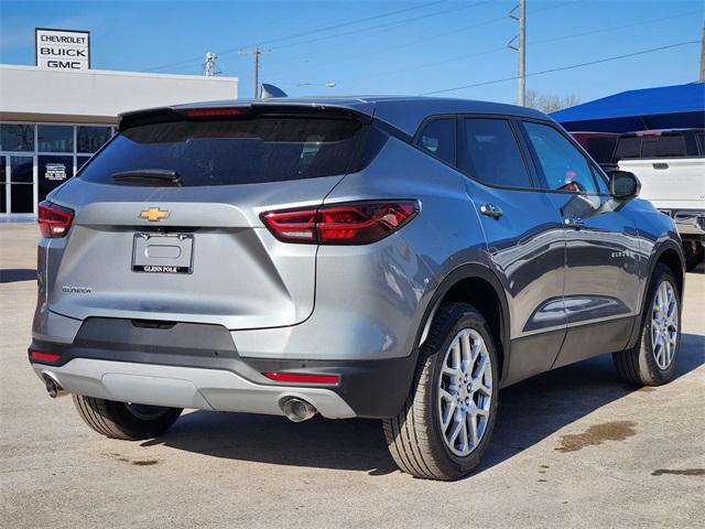 2025 Chevrolet Blazer Vehicle Photo in GAINESVILLE, TX 76240-2013