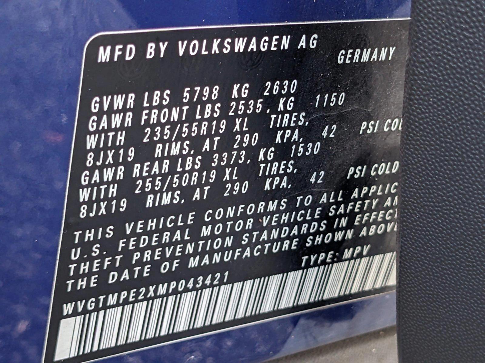 2021 Volkswagen ID.4 Vehicle Photo in GREENACRES, FL 33463-3207